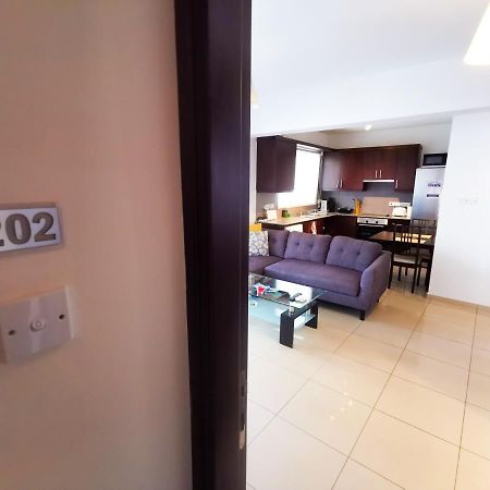 לרנקה Promenade Breeze City Apartment מראה חיצוני תמונה